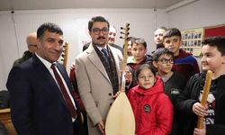 Deprem bölgesindeki müzisyenlere destek