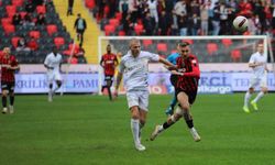 Trendyol Süper Lig: Gaziantep FK: 0 - Samsunspor: 0 (İlk yarı)