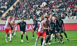 Ziraat Türkiye Kupası: Beşiktaş, deplasmanda Antalyaspor'u 2-1 yenerek çeyrek finale yükseldi
