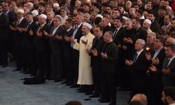 Diyanet İşleri Başkanı Erbaş, Gaziantep'te Miraç Kandili programına katıldı