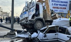 Gaziantep'te freni patlayan çekici ortalığı savaş alanına çevirdi