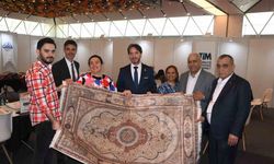 Gaziantepli Halıcılar Hindistan’da ilgiyle karşılandı