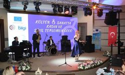 Gaziantep'te Kadınlar Günü coşkuyla kutlandı