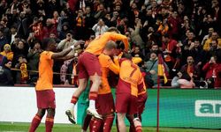 Trendyol Süper Lig: Galatasaray: 4 - Çaykur Rizespor: 1 (İlk yarı)