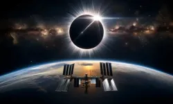 Astronotlar paylaştı: Tam Güneş tutulmasının uzaydan görüntüleri