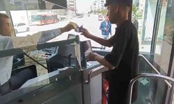 Gaziantep'te otobüs sürücüsünden yürekleri ısıtan bayram harçlığı sürprizi