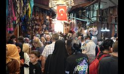 Gaziantep’in Bakırcılar Çarşısı’nda bayram ve tatil yoğunluğu