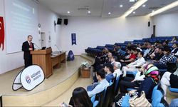 “Küresel ve Bölgesel Ticaret Hatları Değişiminde Türkiye nerede” konferansı yapıldı