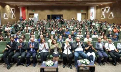 Gaziantep'te "Cumhuriyet'e Giden Yol" konferansı düzenlendi