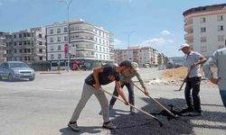 Araban’da tahrip olan yollarda yama çalışmaları sürüyor