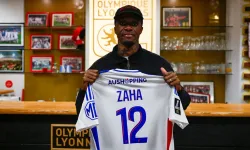 Lyon, Galatasaray'dan Wilfried Zaha'yı kiraladı