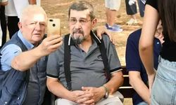 Cihat Tamer'in oğlunun cenaze töreninde selfie rezaleti