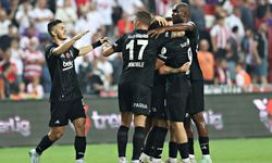 Trendyol Süper Lig: Beşiktaş: 1 - Eyüpspor: 0 (İlk yarı)