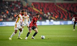 Trendyol Süper Lig: Gaziantep FK: 0 - Göztepe: 0 (İlk yarı)