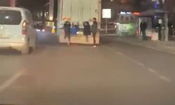 Gaziantep’te 4 çocuğun kamyon arkasında tehlikeli yolculuğu kamerada