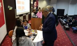 Nizip'te Ortaokullar Arası Bilgi Yarışması başladı