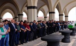 Gaziantep'te iş ve siyaset camiası bu cenazeye akın etti!