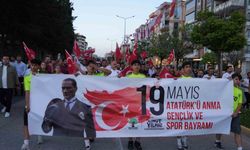 Gaziantep’te 19 Mayıs "Bayraklı Gençlik Yürüyüşü" ile kutlandı