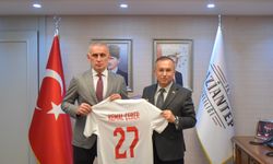 Gaziantep'te milli maç oynanacak! Vali Kemal Çeber müjdeyi verdi...