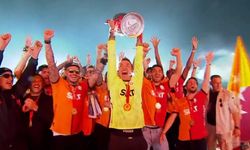 Şampiyon Galatasaray, kupasını Yenikapı’da aldı