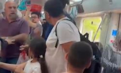 Marmaray’da çocuklarının yanında babaya yumruk atıldı