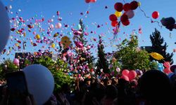 Gaziantep'te binlerce balon minik Elif Azra için gökyüzüne bırakıldı