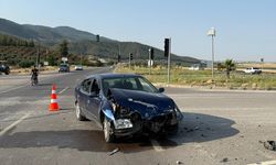 GAZİANTEP - 5 kişinin yaralandığı kaza güvenlik kamerasında