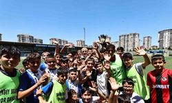Şahinbey belediyesi öğrencileri yalnız bırakmadı
