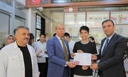 Fatma Şahin’den tüm öğrencilere karne hediyesi