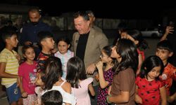 Nizip Belediyesi'nin 'Açık Hava Sinema Etkinliği' minik yüzlerde gülümsemeye dönüştü