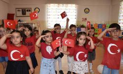 Minik öğrenciler 30 Ağustos Zafer Bayramı’nı coşkuyla kutladı