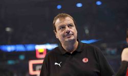 Ergin Ataman, Avrupa Şampiyonası’nın en iyi başantrenörü seçildi