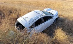 Gaziantep'te otomobil şarampole yuvarlandı!