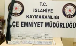 Gaziantep'te yaklaşık 1 milyon 100 bin dolarlık sahte banknot ele geçirildi
