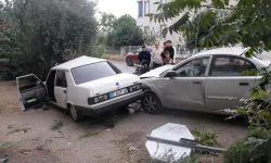 Nurdağı'nda iki otomobilin çarpıştığı kazada 2 kişi yaralandı