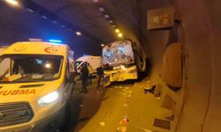 Gaziantep'te feci kaza! Yolcu otobüsü tıra çarptı...