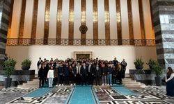 Başkan Yılmaz, Gaziantepli gençleri başkentte karşıladı