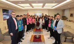 Gaziantep’in şampiyonlarından Başkan Şahin’e ziyaret