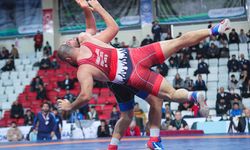 Büyükler Serbest Güreş Türkiye Şampiyonası Gaziantep'te sona erdi