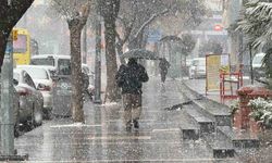 Gaziantep Valiliğinden yağış uyarısı: Kuvvetli yağış ve fırtına geliyor!