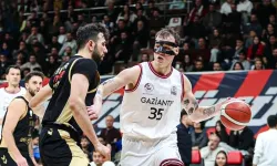 Gaziantep Basketbol sahasında en yakın rakibi Konya Büyükşehir'e şans tanımadı