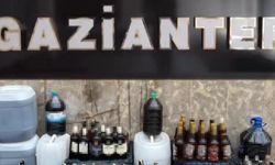 Gaziantep'te kaçak alkol operasyonu: 2 gözaltı