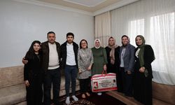 Başkan Şahin, “Bir Umut Bir Can” Projesi’nden yararlanan çifti ziyaret etti