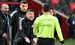 Gaziantep FK Teknik Direktörü Burak Yılmaz'tan futbol kamuoyuna ve hakemlere özür