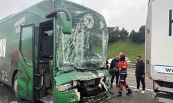 Konyaspor takım otobüsü kaza yaptı: 3 yaralı