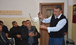 Şahinbey Belediyesi’nden çiftçilere budama eğitimi