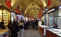 Gaziantep'te depremde hasar gören tarihi Zincirli Bedesten yeniden cıvıl cıvıl