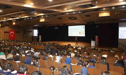 Gaziantep'te 'Üniversite Yolunda Sınav Stratejileri' etkinliği yapıldı