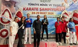 Filmlerden etkilendi, karatede şampiyon oldu