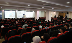 GİBTÜ’de “Mehmet Akif ve Çanakkale Ruhu” konferansı gerçekleştirildi